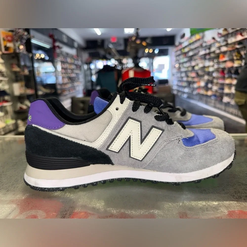 Size 10 - New Balance 574 Grey Purple - Picture 5 of 6